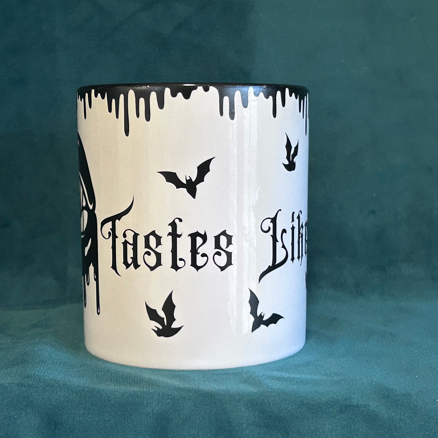 “Tastes Like Sin” Vampire Goth Mug – 16 oz | tiHERas Lifestyle