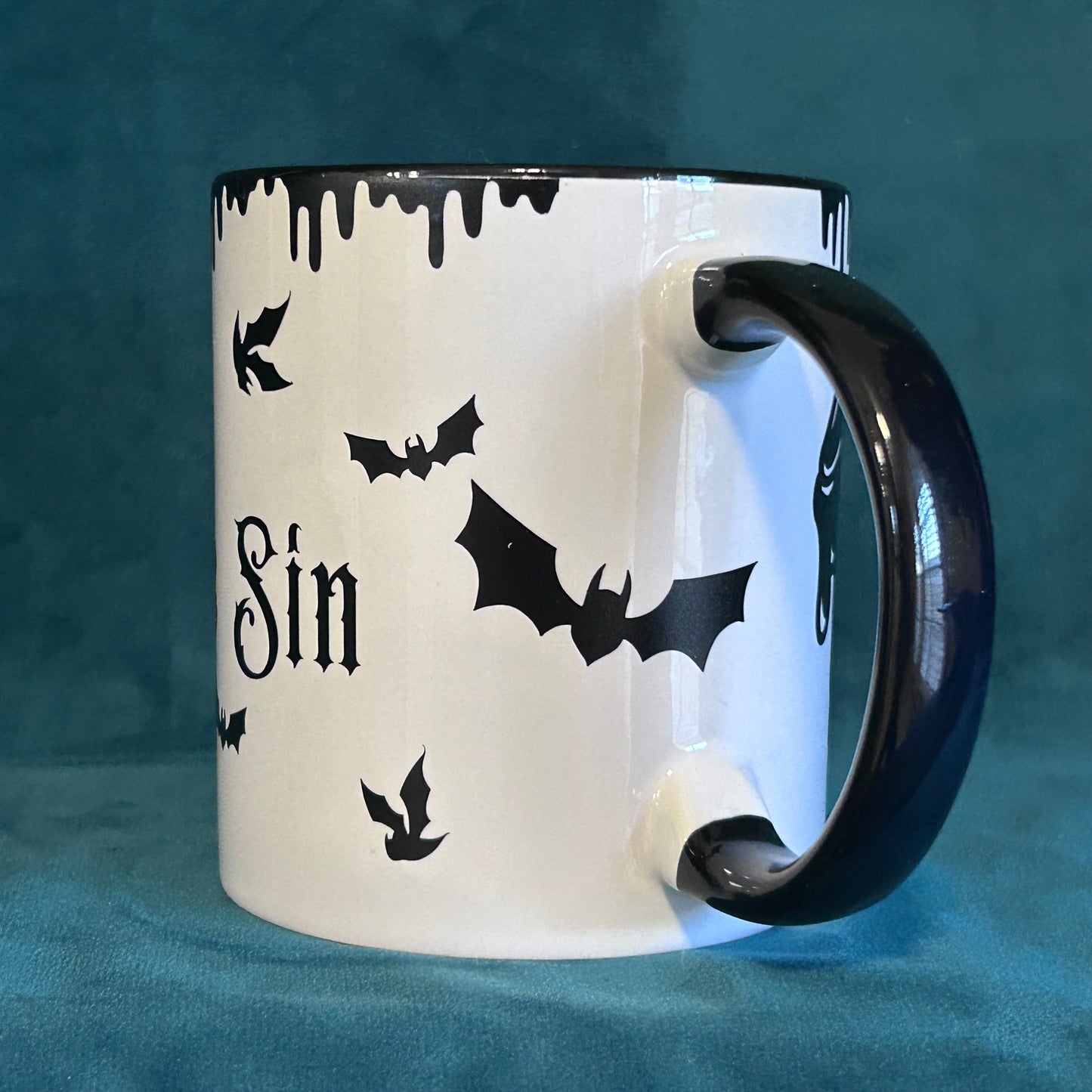 “Tastes Like Sin” Vampire Goth Mug – 16 oz | tiHERas Lifestyle